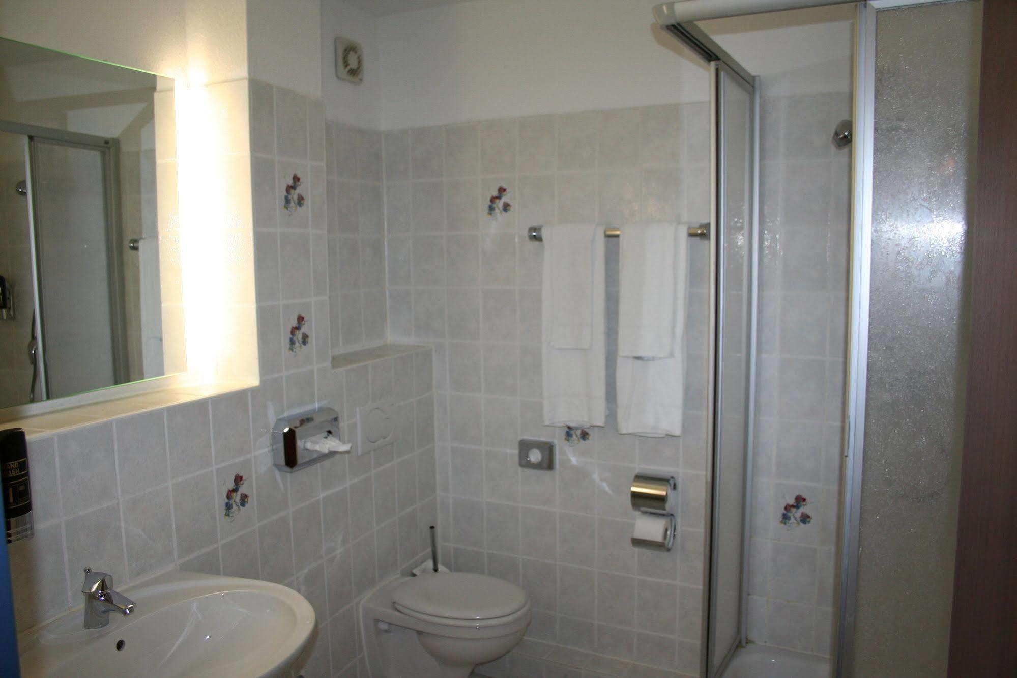 Landhotel Gross Schneer Hof Friedland  Екстериор снимка